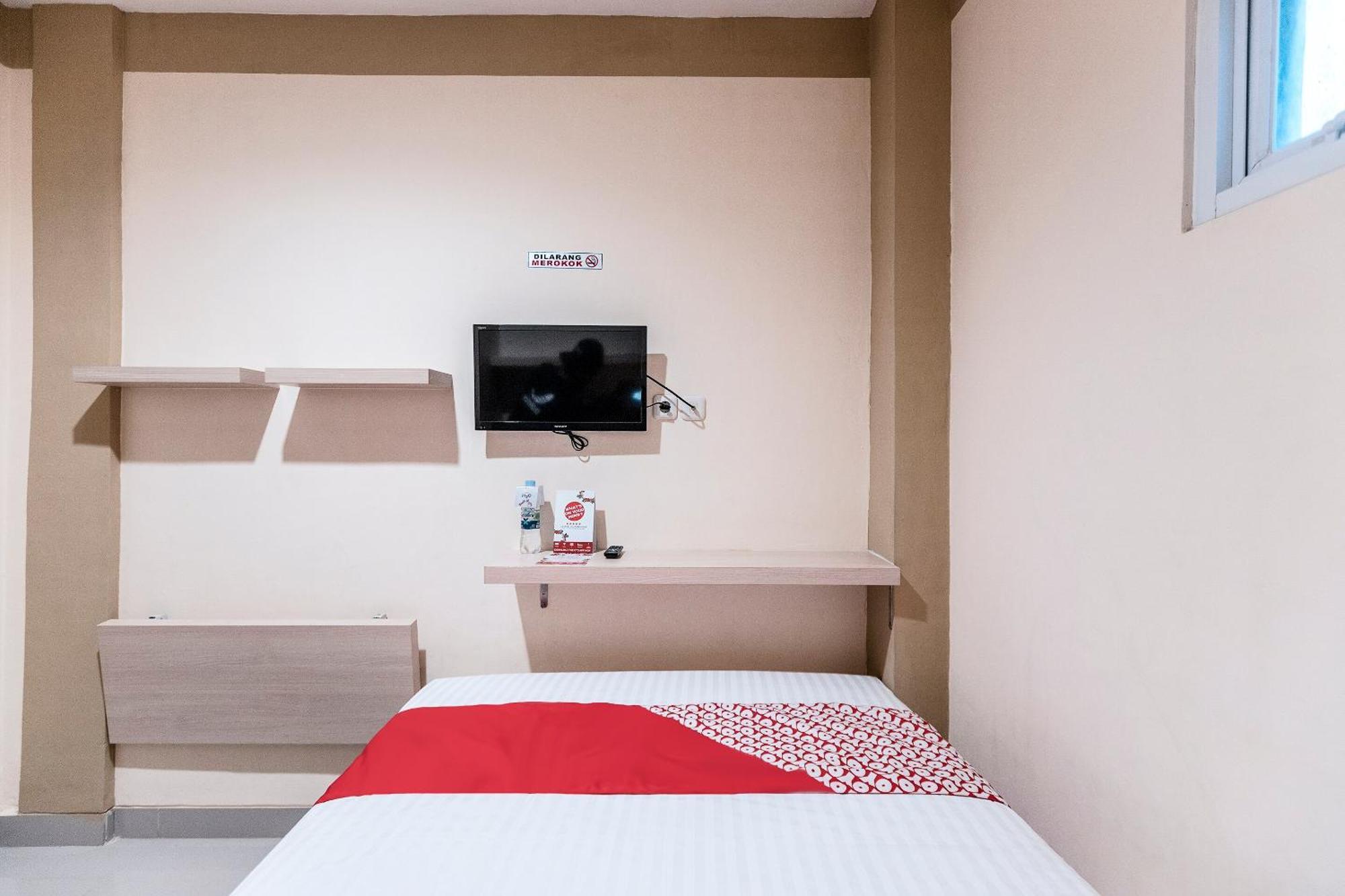Hotel OYO 478 Balcon Biru Yakarta Exterior foto