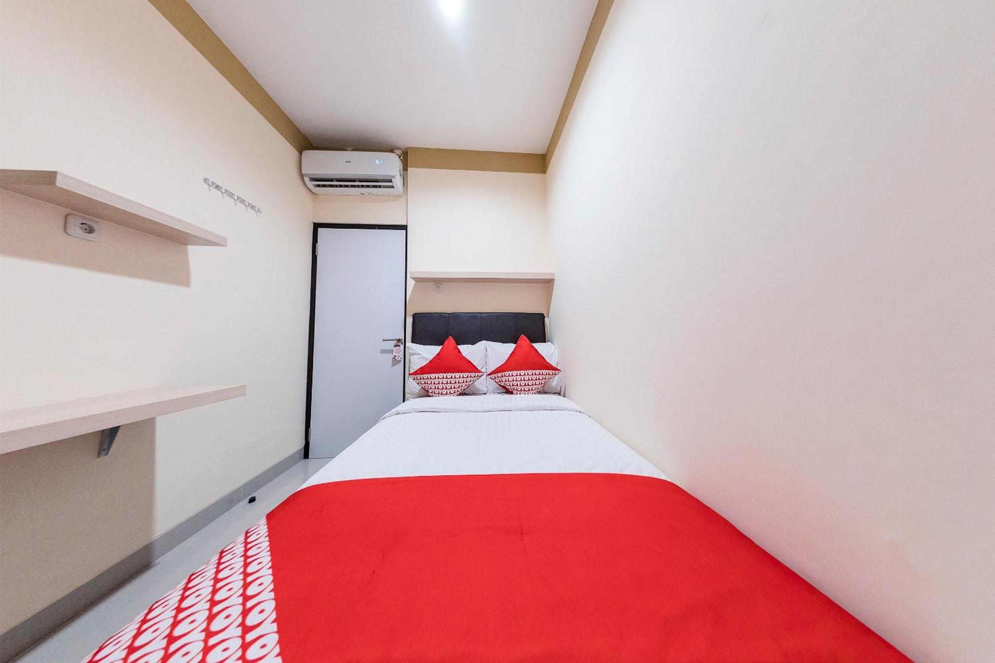 Hotel OYO 478 Balcon Biru Yakarta Exterior foto